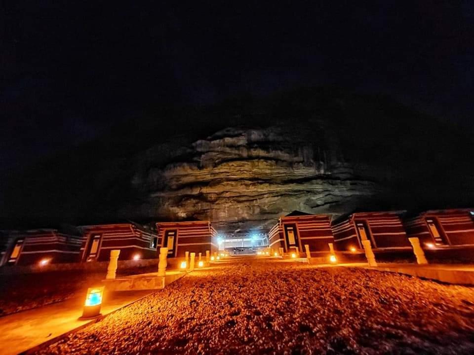 Wadi Rum Star Wars Camp Buitenkant foto